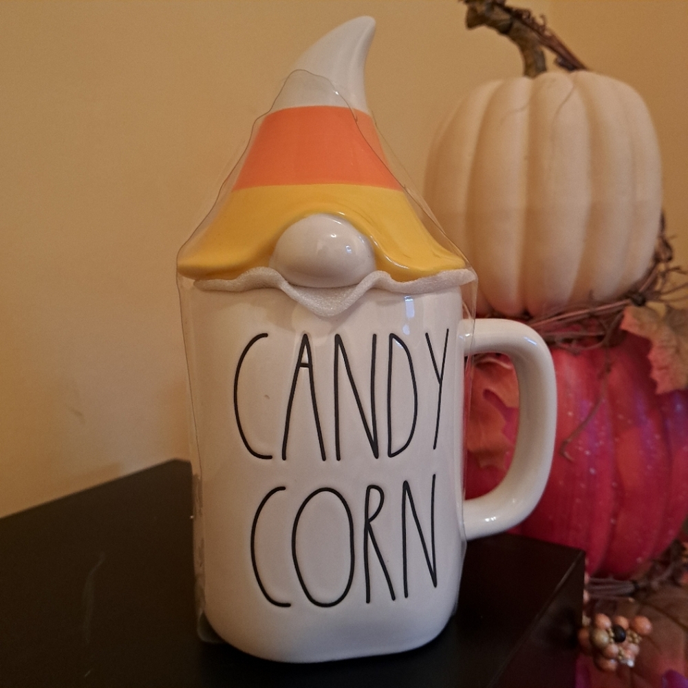 Rae Dunn by Magenta, covered coffee/tea cup. CANDY CORN